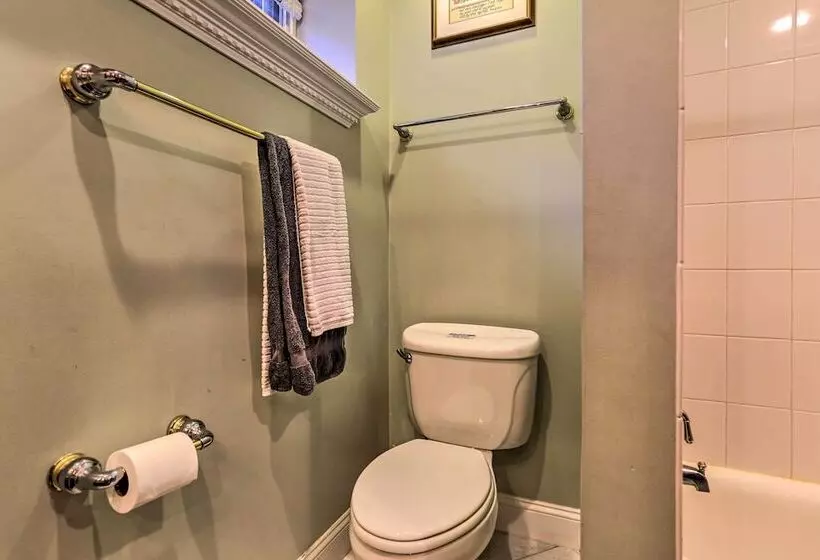 Ski, Swim & Relax: Waterfront Haven On Pines Lake!