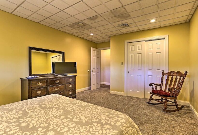 Ski, Swim & Relax: Waterfront Haven On Pines Lake!