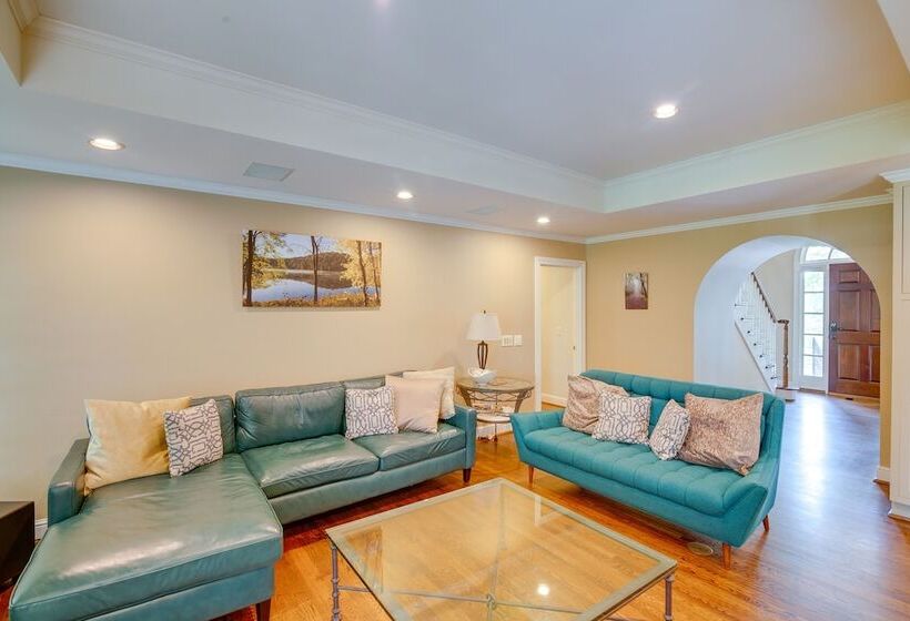 Pool, Hot Tub & Outdoor Theater: Franklin Retreat