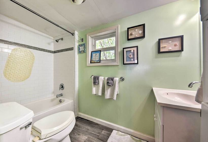 Oceanfront Amelia Island Cottage Near State Park!