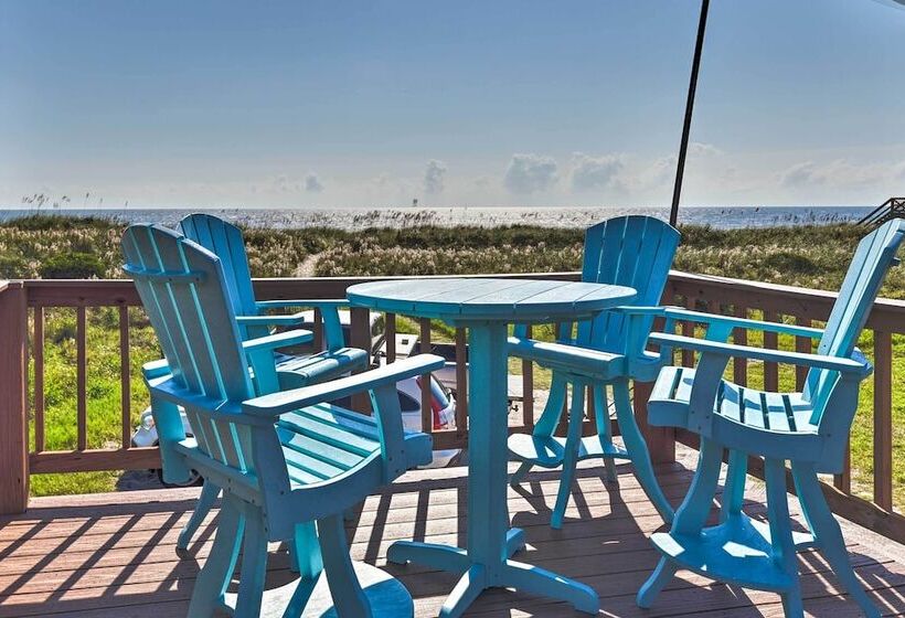 Oceanfront Amelia Island Cottage Near State Park!