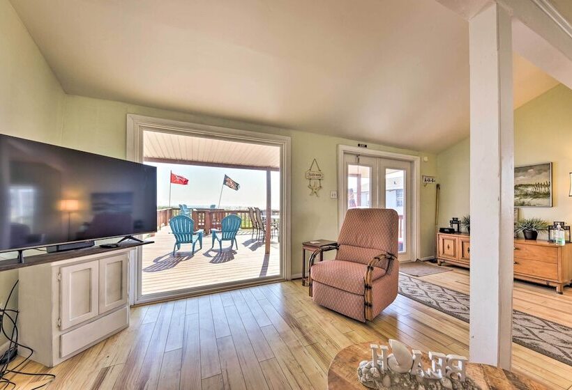 Oceanfront Amelia Island Cottage Near State Park!