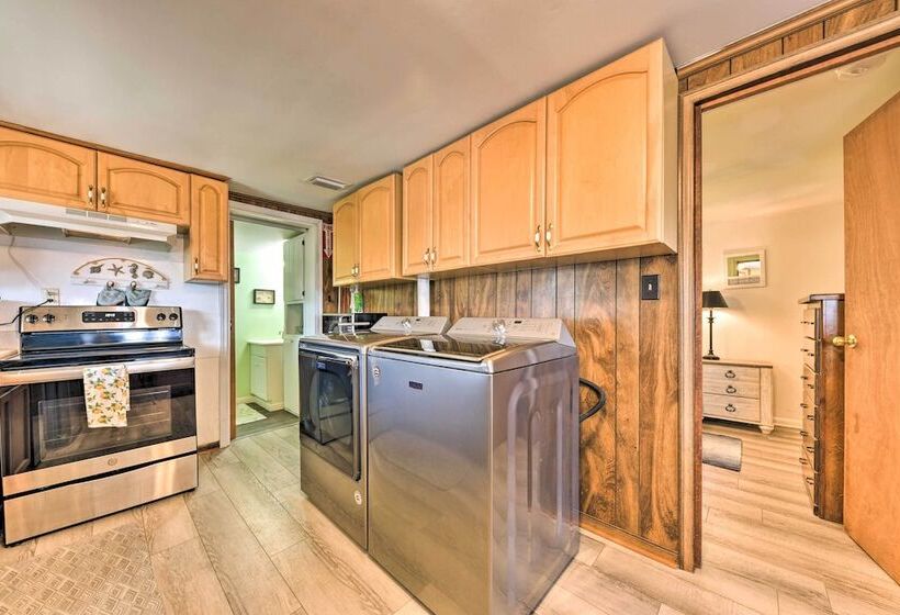 Oceanfront Amelia Island Cottage Near State Park!