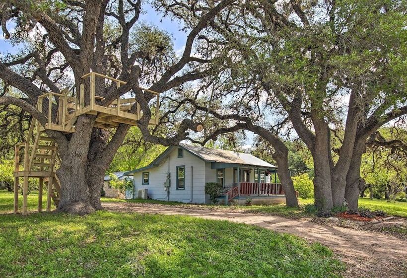 Betty B S River House < 1 Mi To Blanco State Park!