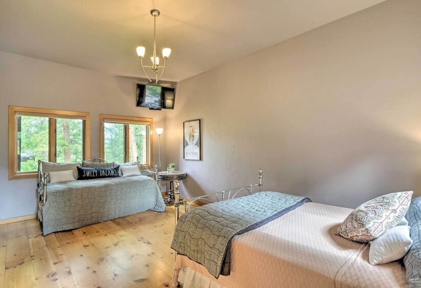 1 Mi To Ski: Breckenridge Home W/ View & Hot Tub