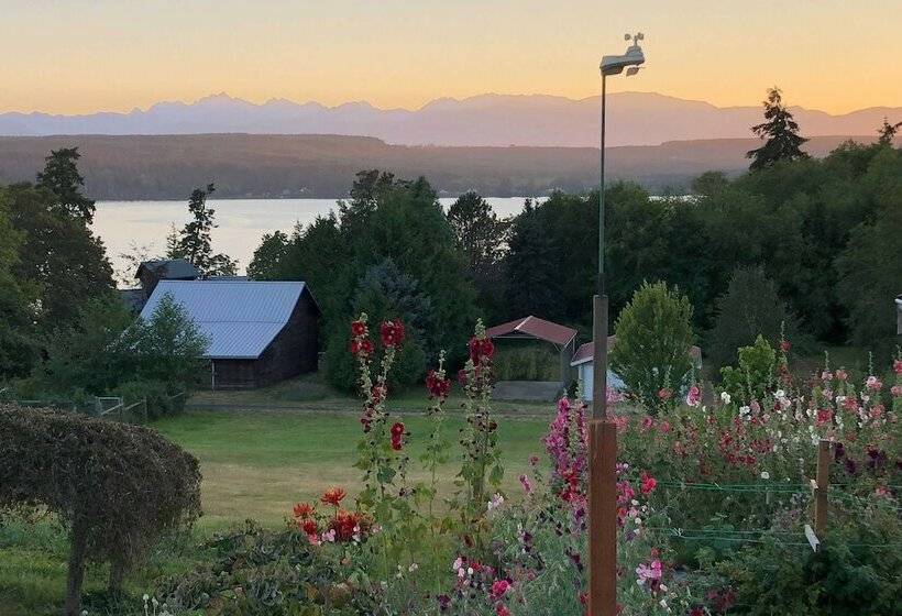 Breathtaking Port Ludlow Home W/ Deck & Yard
