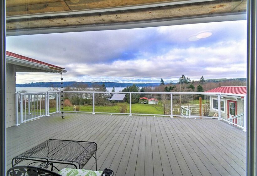 Breathtaking Port Ludlow Home W/ Deck & Yard