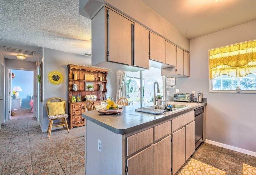 Waterfront Retreat W/ Kayaks & Private Dock!