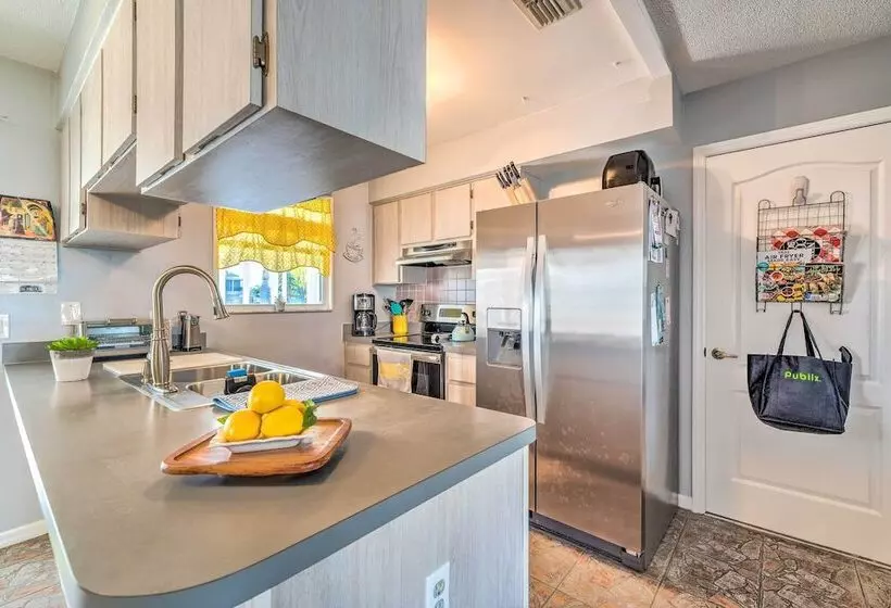 Waterfront Retreat W/ Kayaks & Private Dock!
