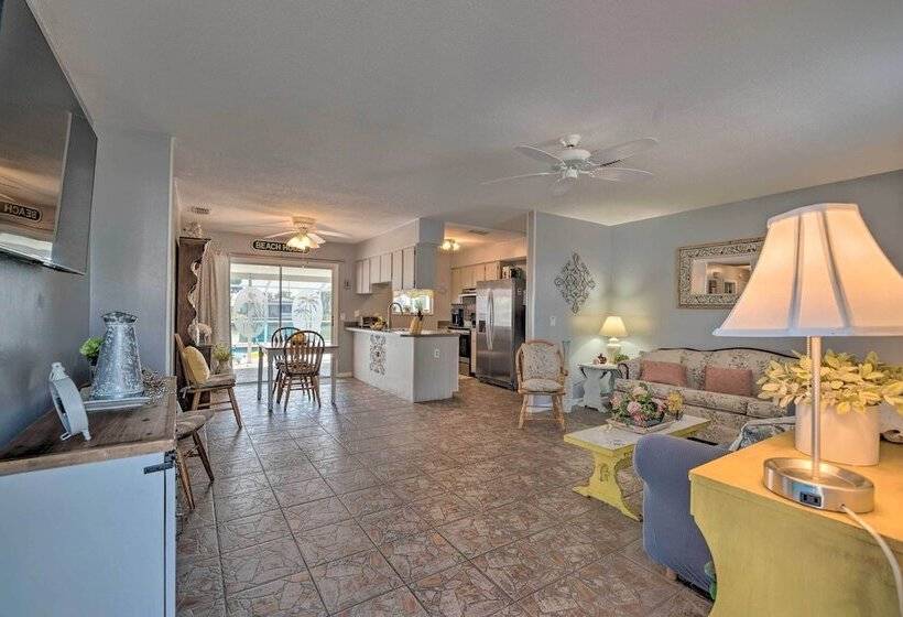 Waterfront Retreat W/ Kayaks & Private Dock!