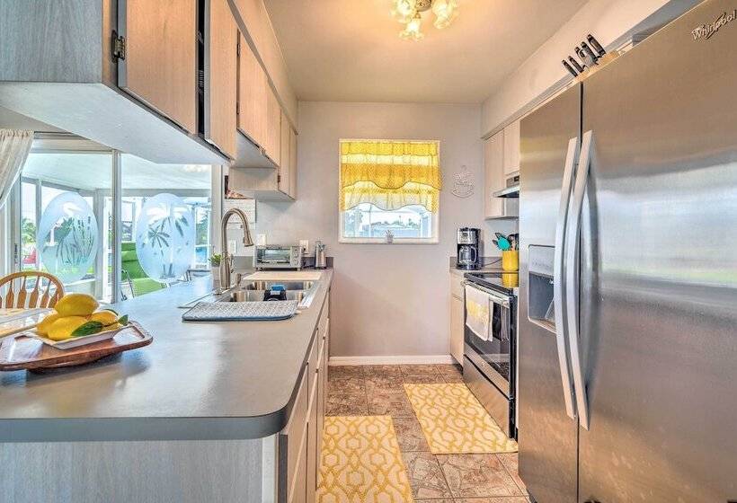 Waterfront Retreat W/ Kayaks & Private Dock!