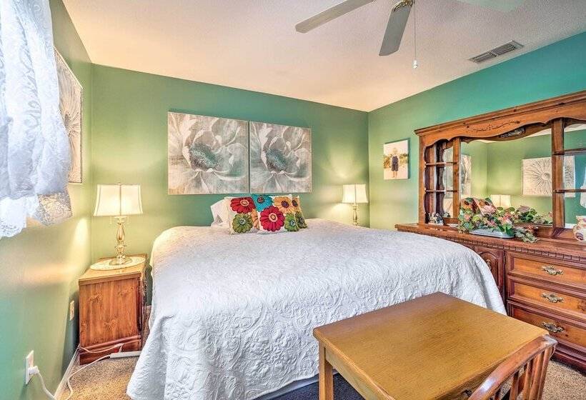 Waterfront Retreat W/ Kayaks & Private Dock!