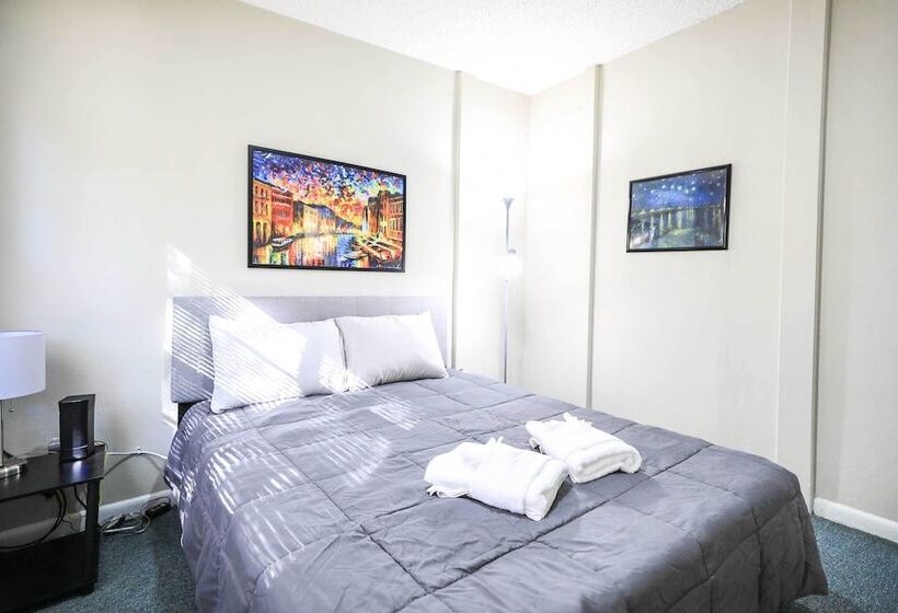 Charming Orlando Duplex ~ 6 Mi To Downtown!