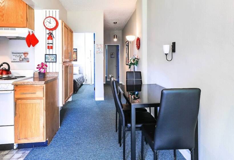 Charming Orlando Duplex ~ 6 Mi To Downtown!