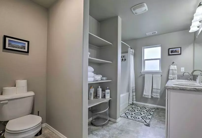 Chic Bend Home W/ Deck < 3 Mi To Downtown!