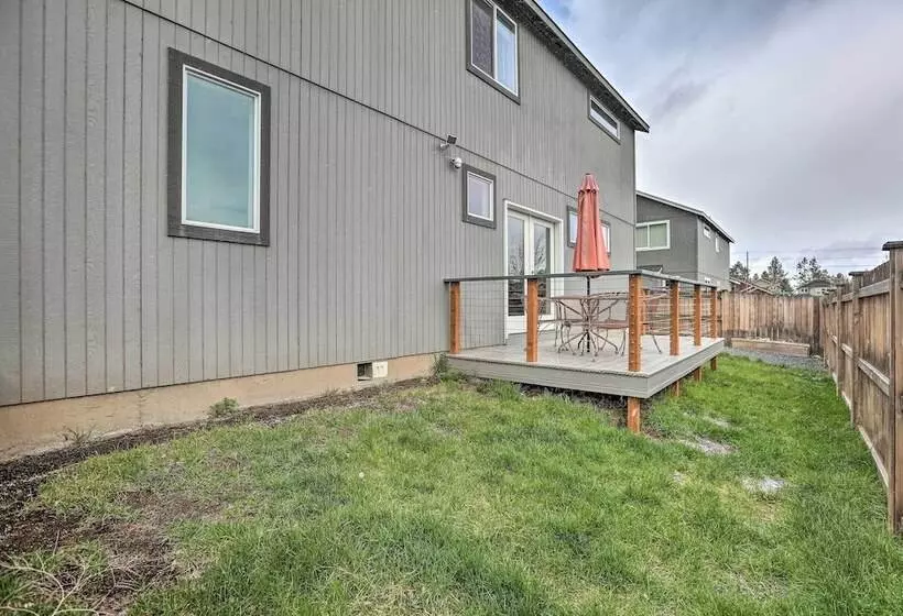Chic Bend Home W/ Deck < 3 Mi To Downtown!