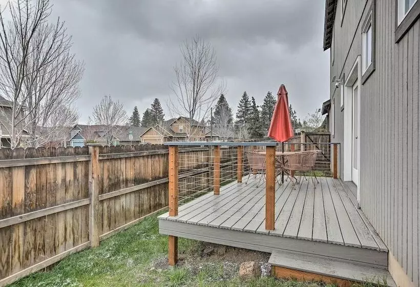 Chic Bend Home W/ Deck < 3 Mi To Downtown!