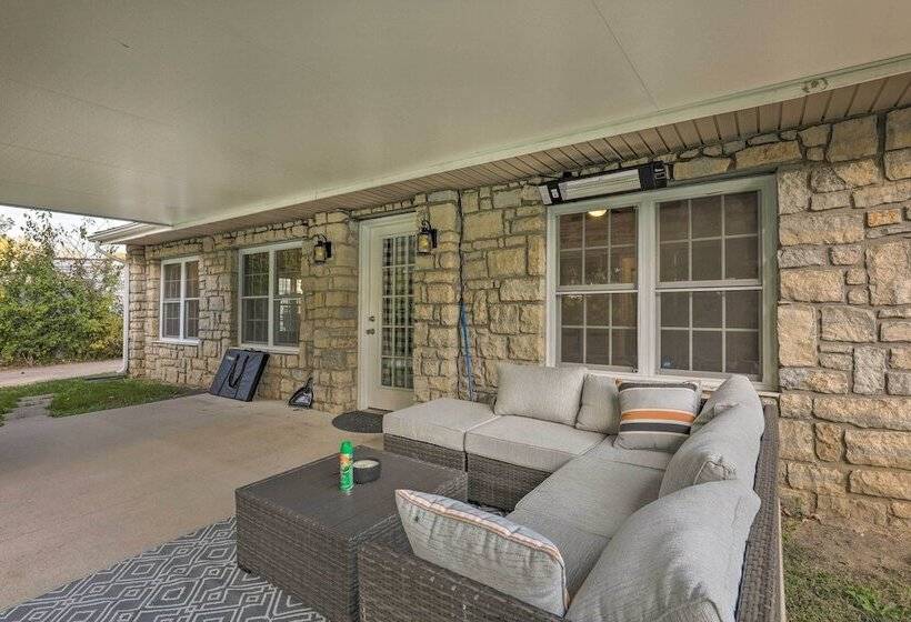 Single Story Home In Fairborn W/ Yard & Patio!