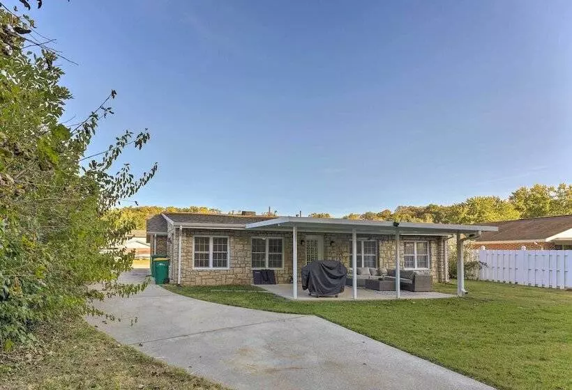 Single Story Home In Fairborn W/ Yard & Patio!