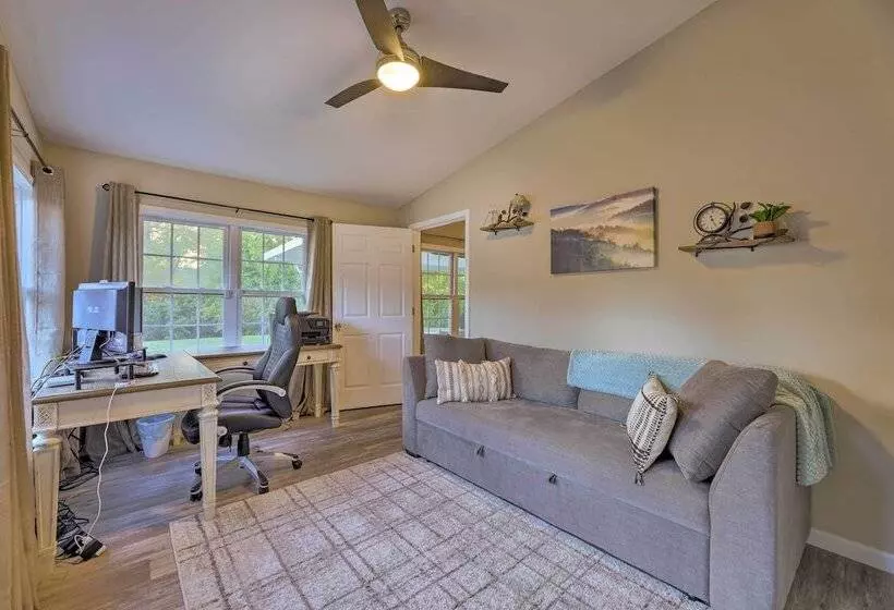 Single Story Home In Fairborn W/ Yard & Patio!