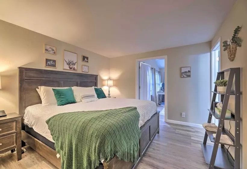 Single Story Home In Fairborn W/ Yard & Patio!