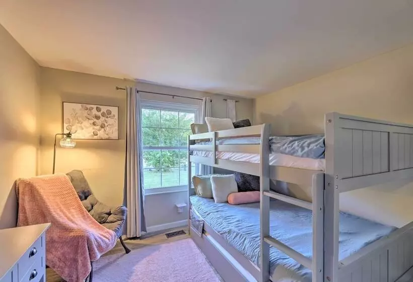 Single Story Home In Fairborn W/ Yard & Patio!