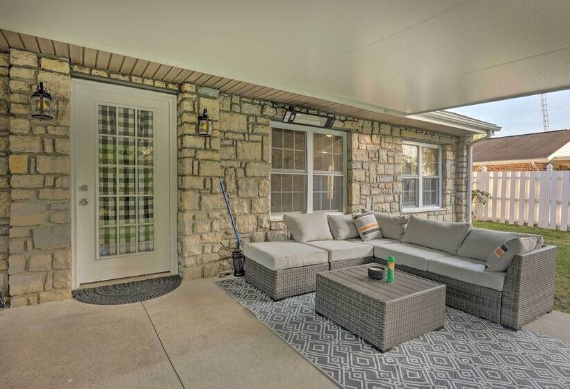 Single Story Home In Fairborn W/ Yard & Patio!