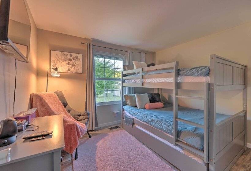 Single Story Home In Fairborn W/ Yard & Patio!