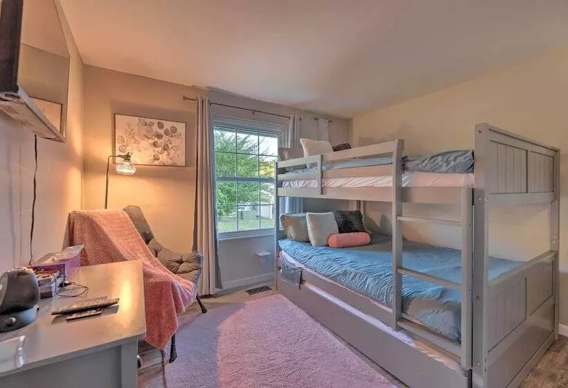 Single Story Home In Fairborn W/ Yard & Patio!