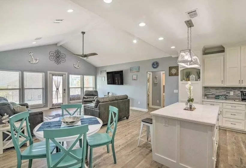 Walk To Shore: Coastal Escape In Crystal Beach!