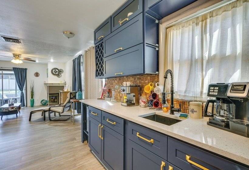 Contemporary Lutz Home: Private Pool, Pet Friendly