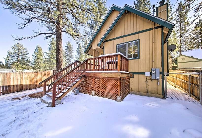 Cozy Home W/ Wood Fireplace: 4 Mi To Big Bear Lake