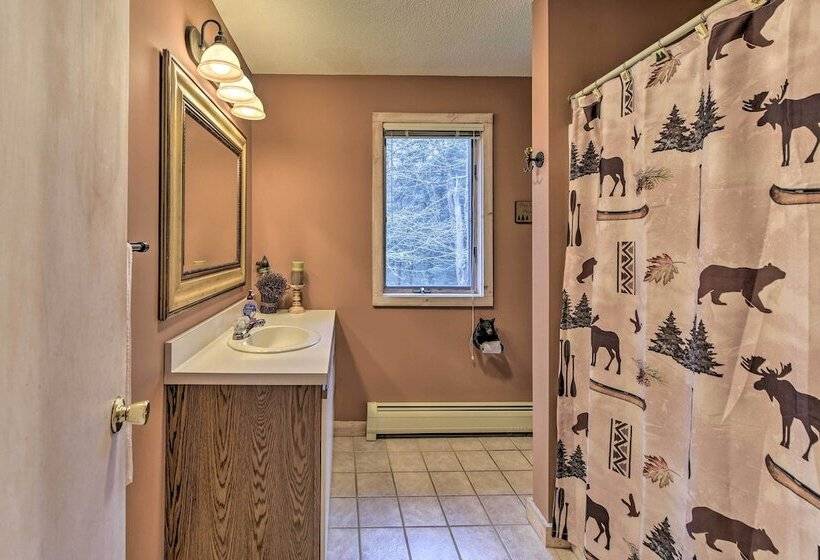 Dover Home: 7 Mi To Mount Snow Grand Summit Resort