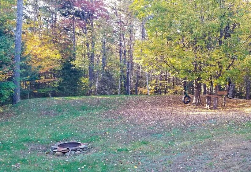 Dover Home: 7 Mi To Mount Snow Grand Summit Resort