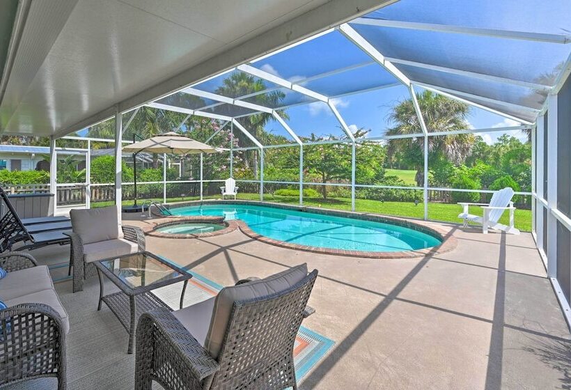 Family Friendly Palm River Estates House!
