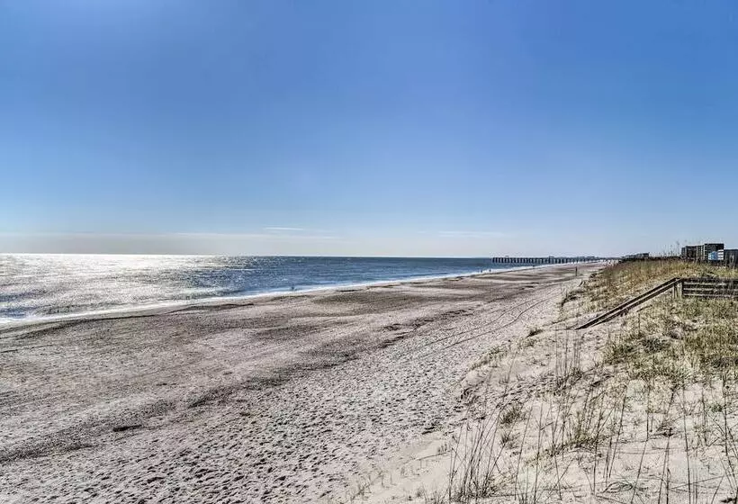 Fernandina Cottage W/ Deck + Direct Beach Access!