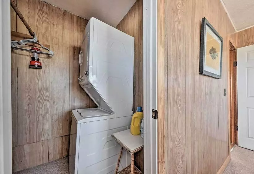 Fernandina Cottage W/ Deck + Direct Beach Access!