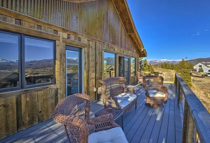 Balconies & Idyllic Views: Grand Lake Haven!