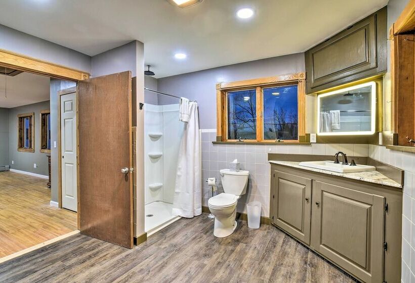 Honeoye Lake House W/ Community Amenities!