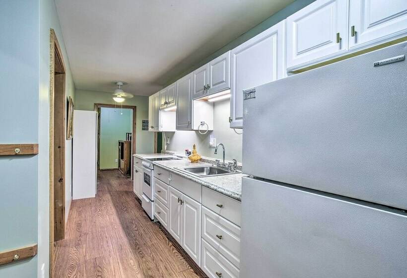 Honeoye Lake House W/ Community Amenities!