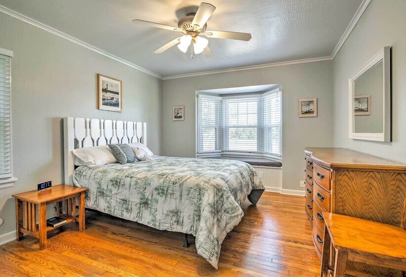 Modern Sturgeon Bay Home By Potawatomi State Park!