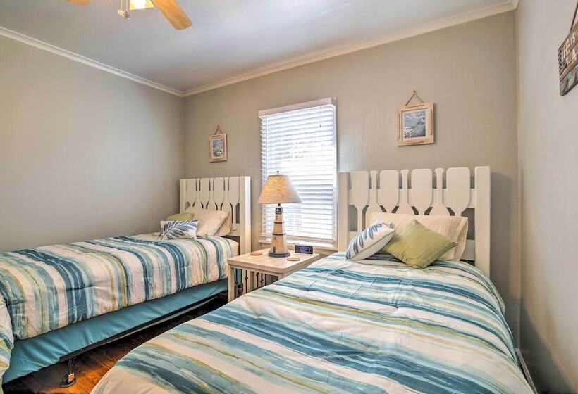 Modern Sturgeon Bay Home By Potawatomi State Park!