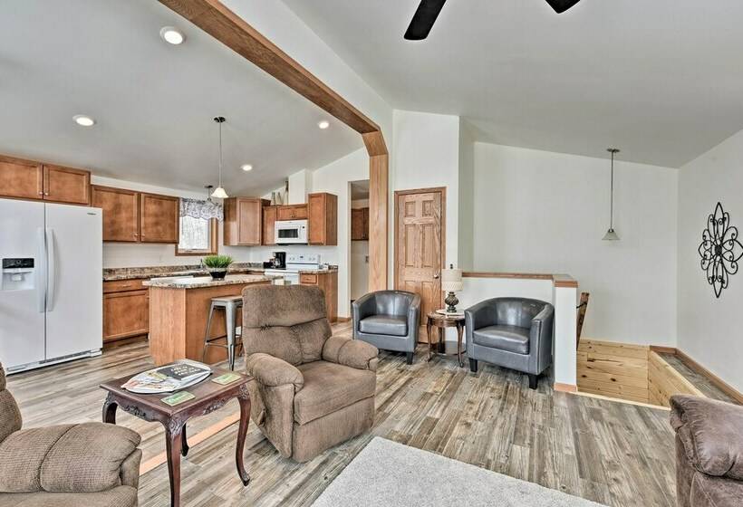 Newly Constructed Red Cedar Lake Narrow Lodge!