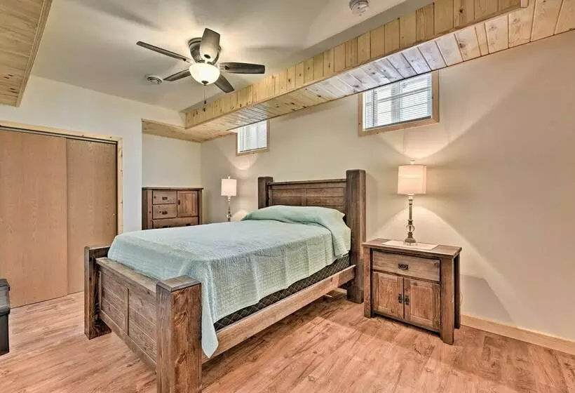 Newly Constructed Red Cedar Lake Narrow Lodge!