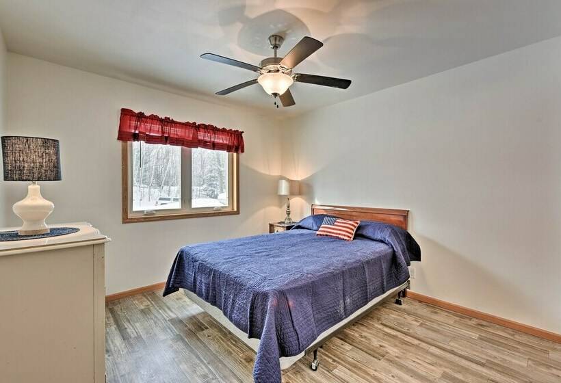 Newly Constructed Red Cedar Lake Narrow Lodge!