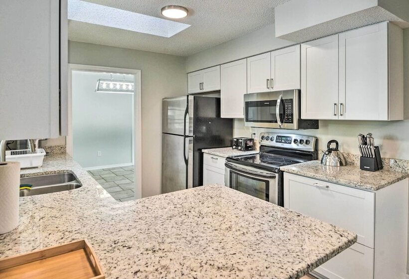 Palm Coast Home ~ 7 Mi To Flagler Beach!