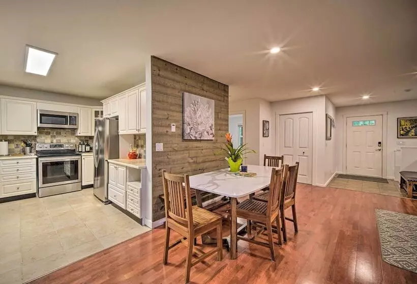 Peaceful Forest Retreat By Mt. Baker Slopes!