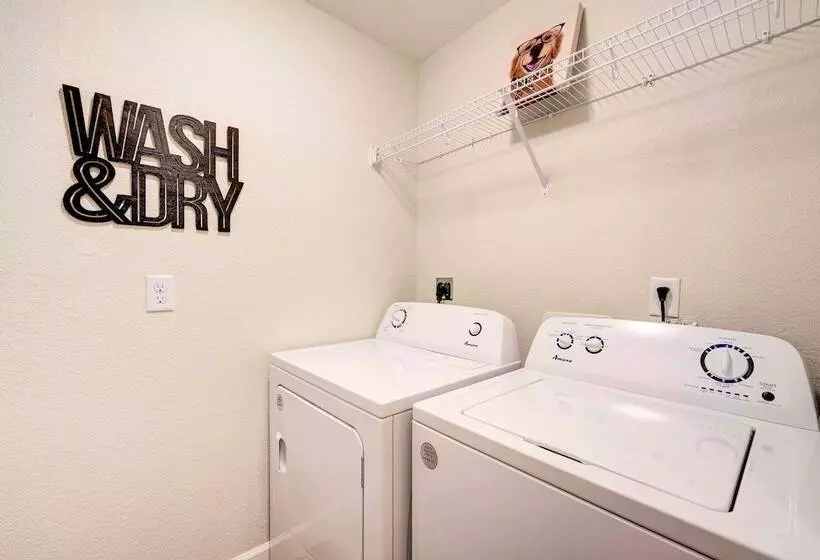 Golf & Pool Access: Pet Friendly Sebring Home!