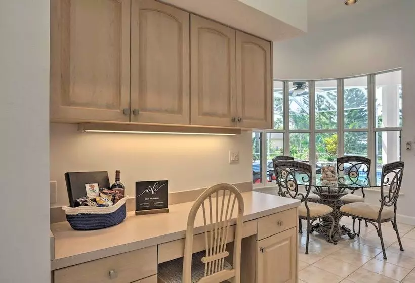 Private Pool & Hot Tub: Port St Lucie Escape