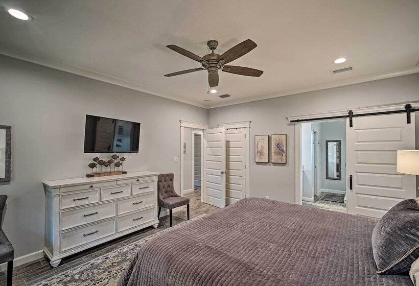 Quiet Fisherman S House W/ Hot Tub + Tropical Bar!